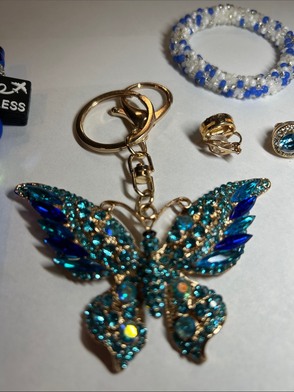 4 Piece Set Blue Crystal Butterfly Keychain with Accessories - Picture 8 of 12